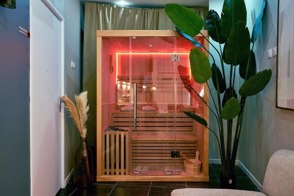 Versailles Jacuzzi - Sauna - Rdc 2 외부 사진